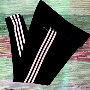 Adidas 7/8 length black women’s leggings size large